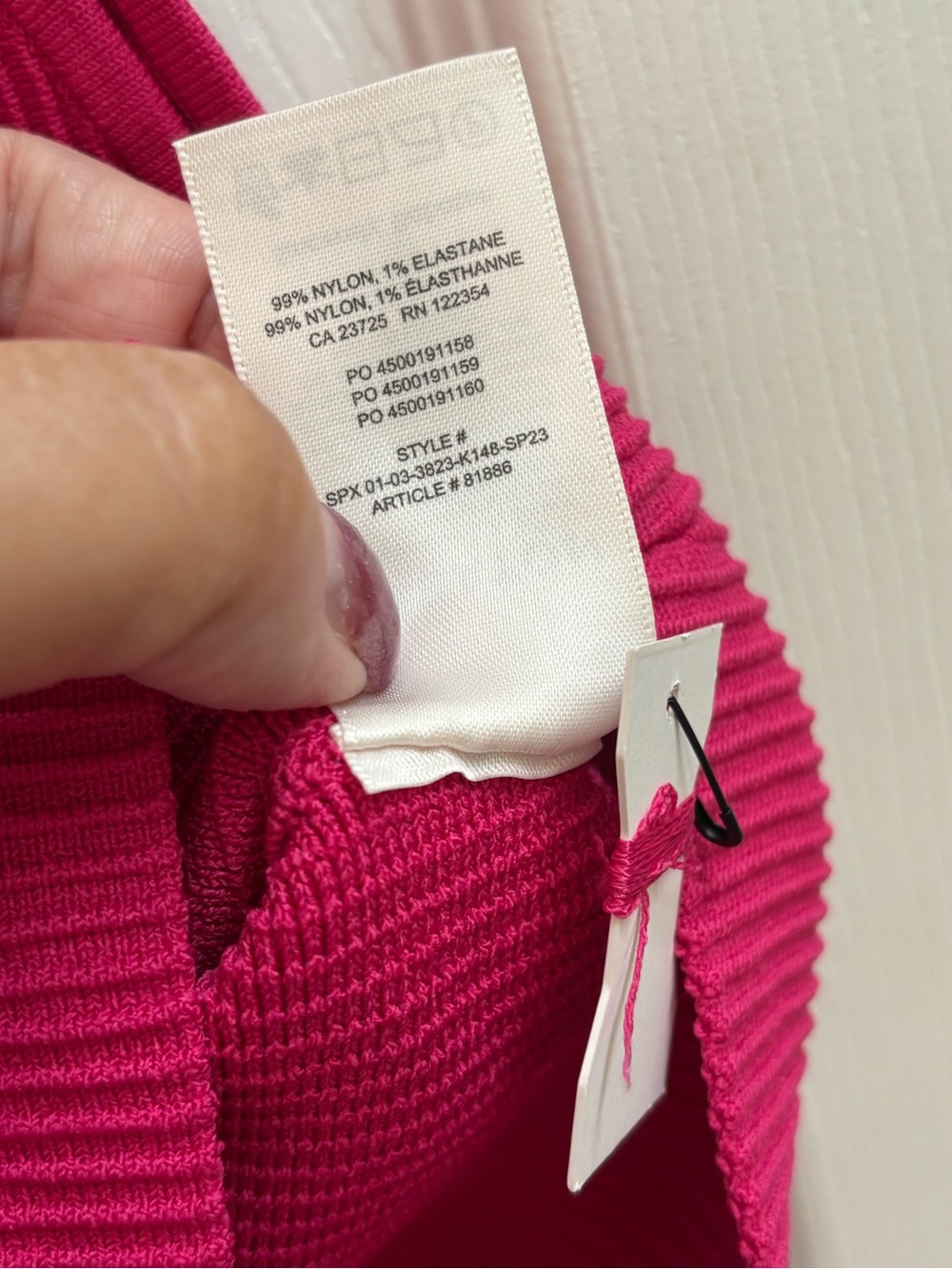 Artitzia Babaton Woman’s Euros Pink Sculpt Knit Halter Top, Size L, NWT - Picture 5 of 5